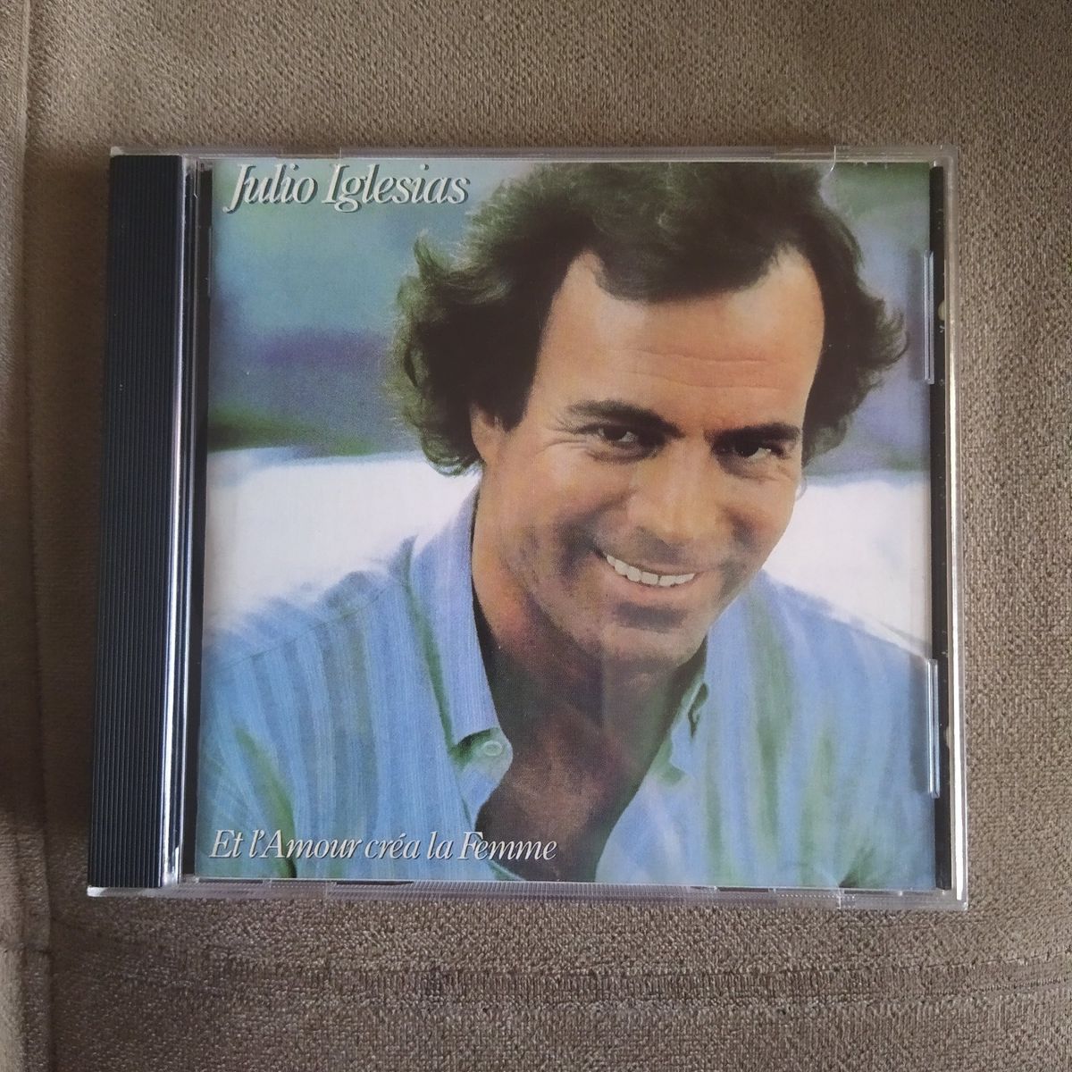 Cd Julio Iglesias Et L amour Créa La Femme Importado Original Item de Música Usado