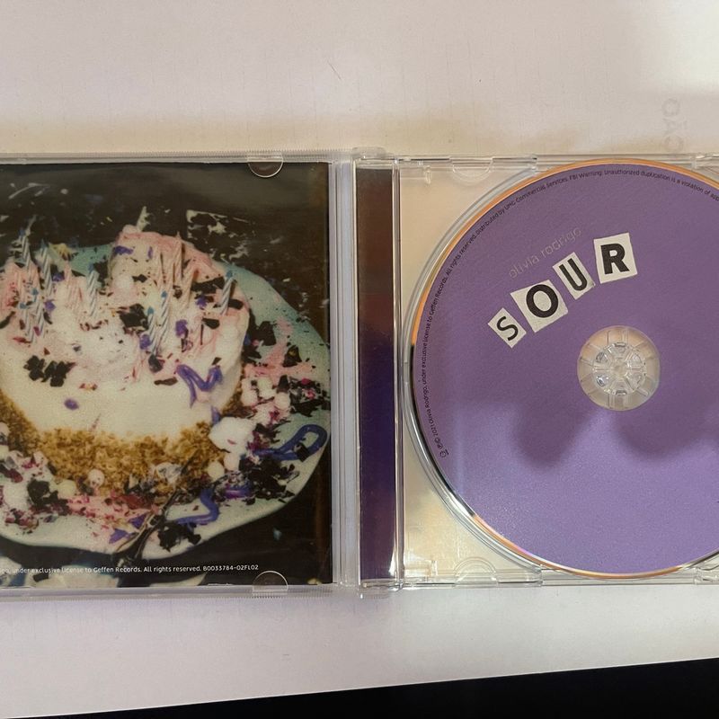 Cd Olivia Rodrigo Sour Deluxe (Walmart Cover) | Olivia Rodrigo