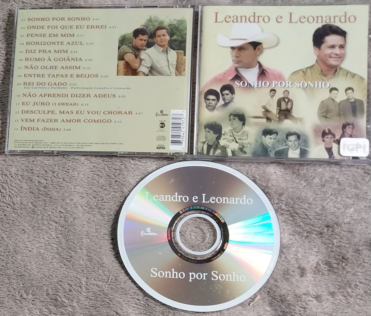 Letra da música Entre Tapas E Beijos de Leandro & Leonardo