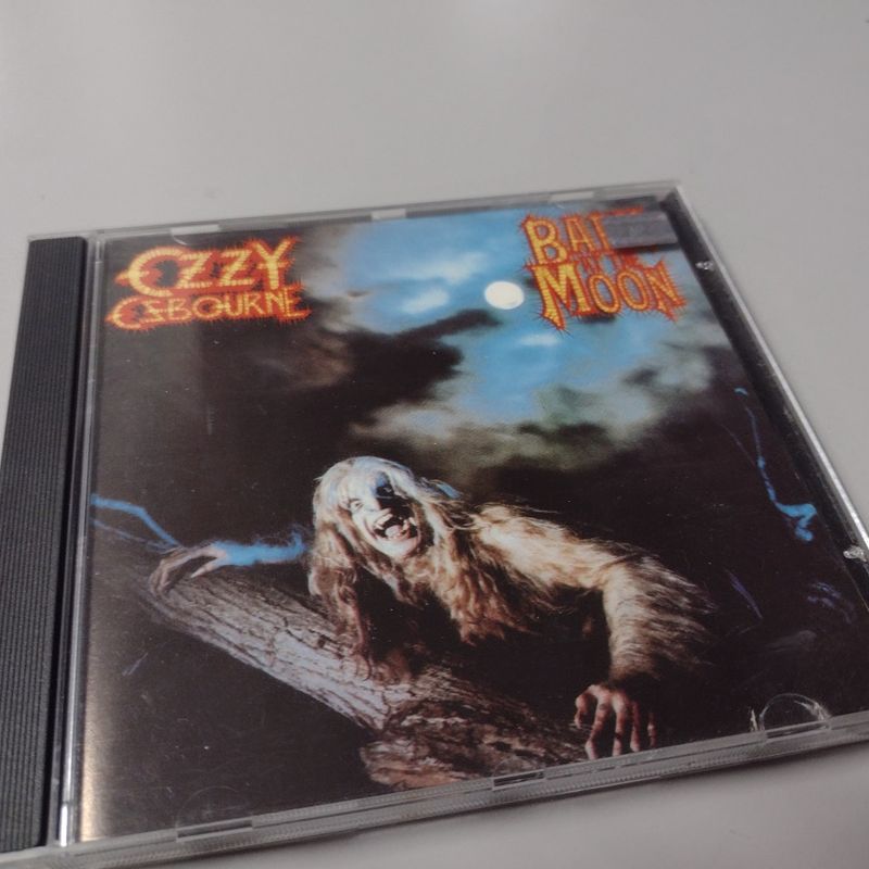 Cd Ozzy Osbourne / Black Sabbath Bark At The Moon | Sony Usado