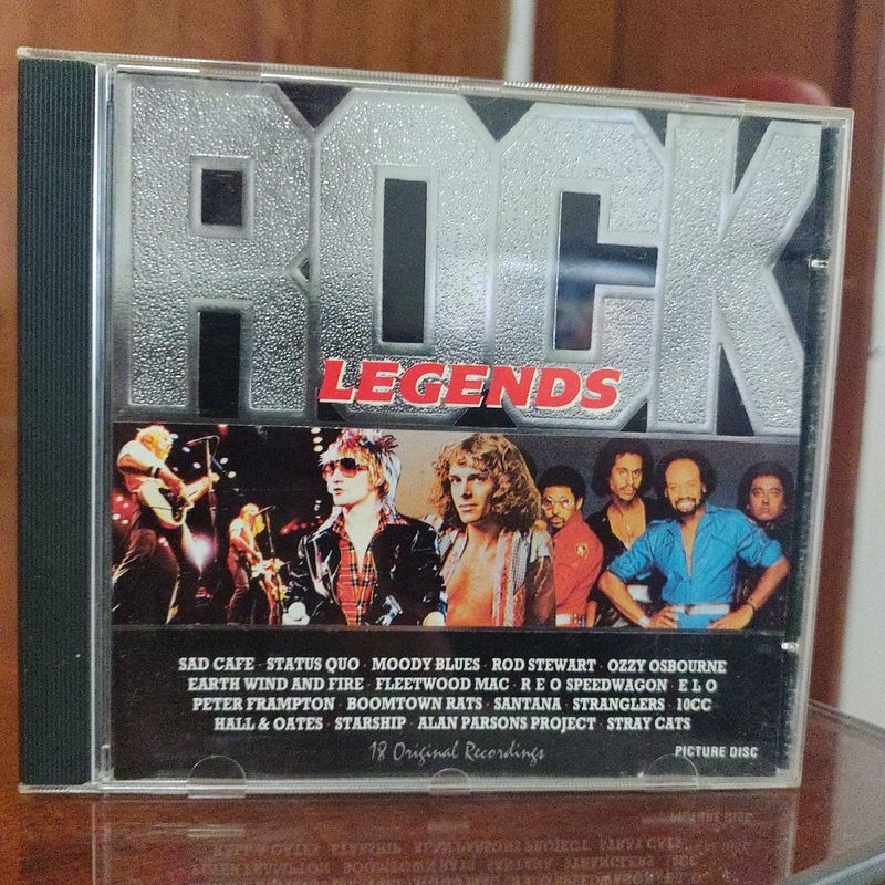 Cd Rock Legends - 18 Hits. Importado Inglaterra. | Stardust Usado