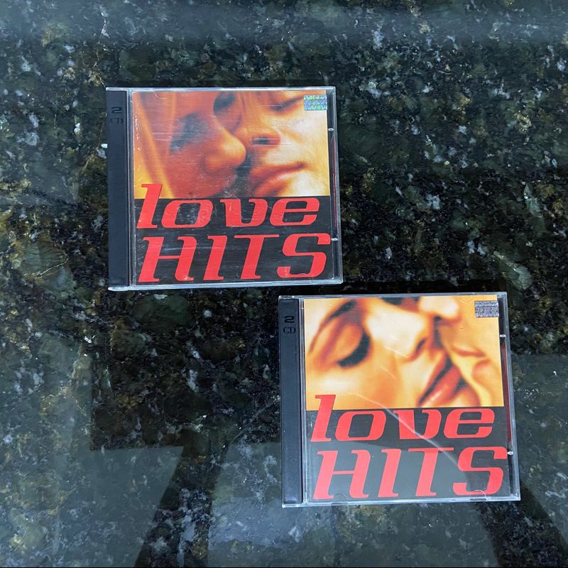 Cds Love Hits - Vol. 1/2/3 e 4 | Som Livre Usado 91483300 | enjoei