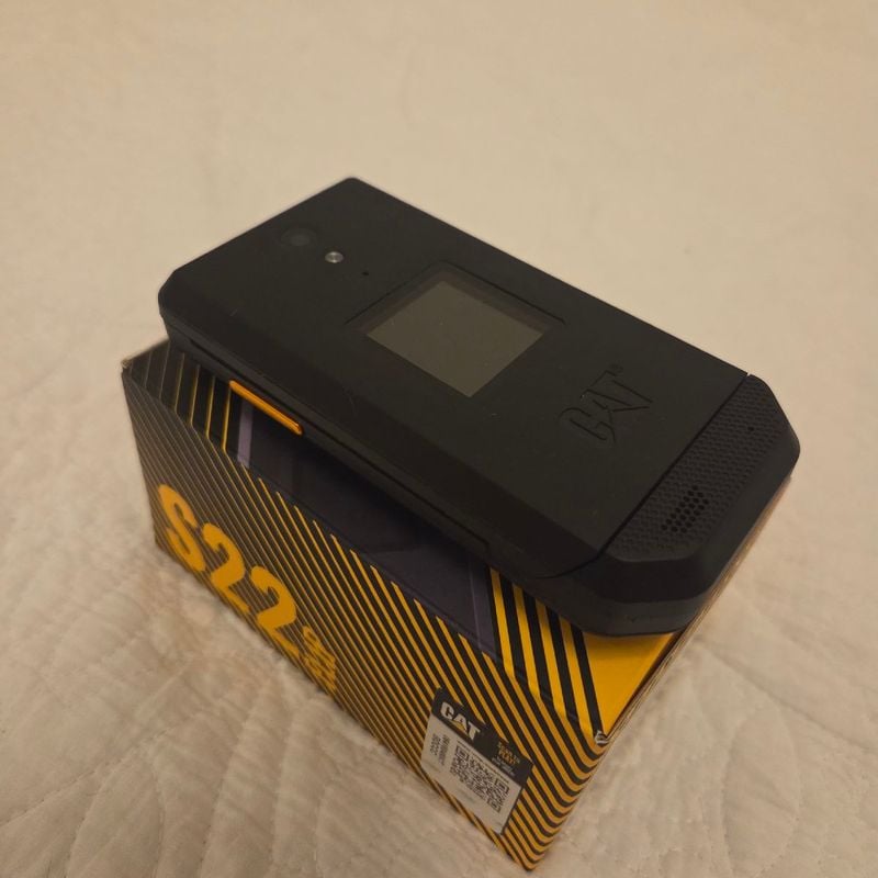 Celular Cat S22 Flip | Caterpillar Usado 119389821 | enjoei