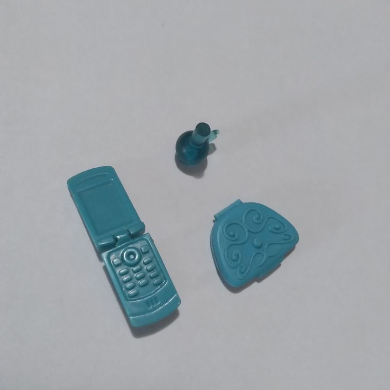 Celular da Barbie Ano 2010 Mais Brinquedo Barbie Usado  107285657 enjoei