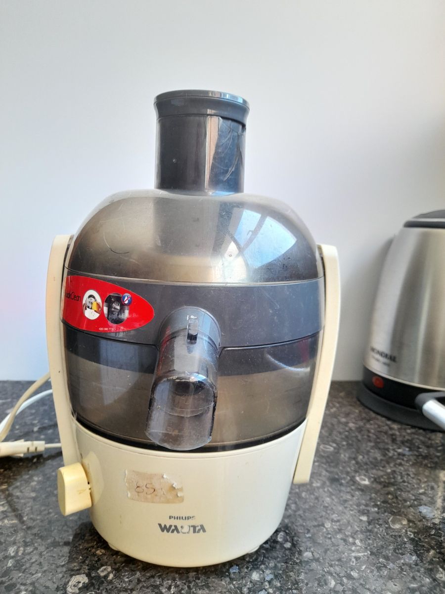 Centrífuga Juicer Quickclean 1,5l Ri1832/31 Branca Philips Walita