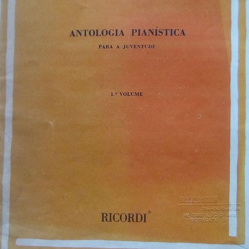 LIVRO DE PARTITURAS PARA PIANO VOLUME 1