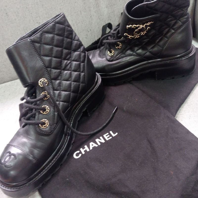 Coturno chanel store