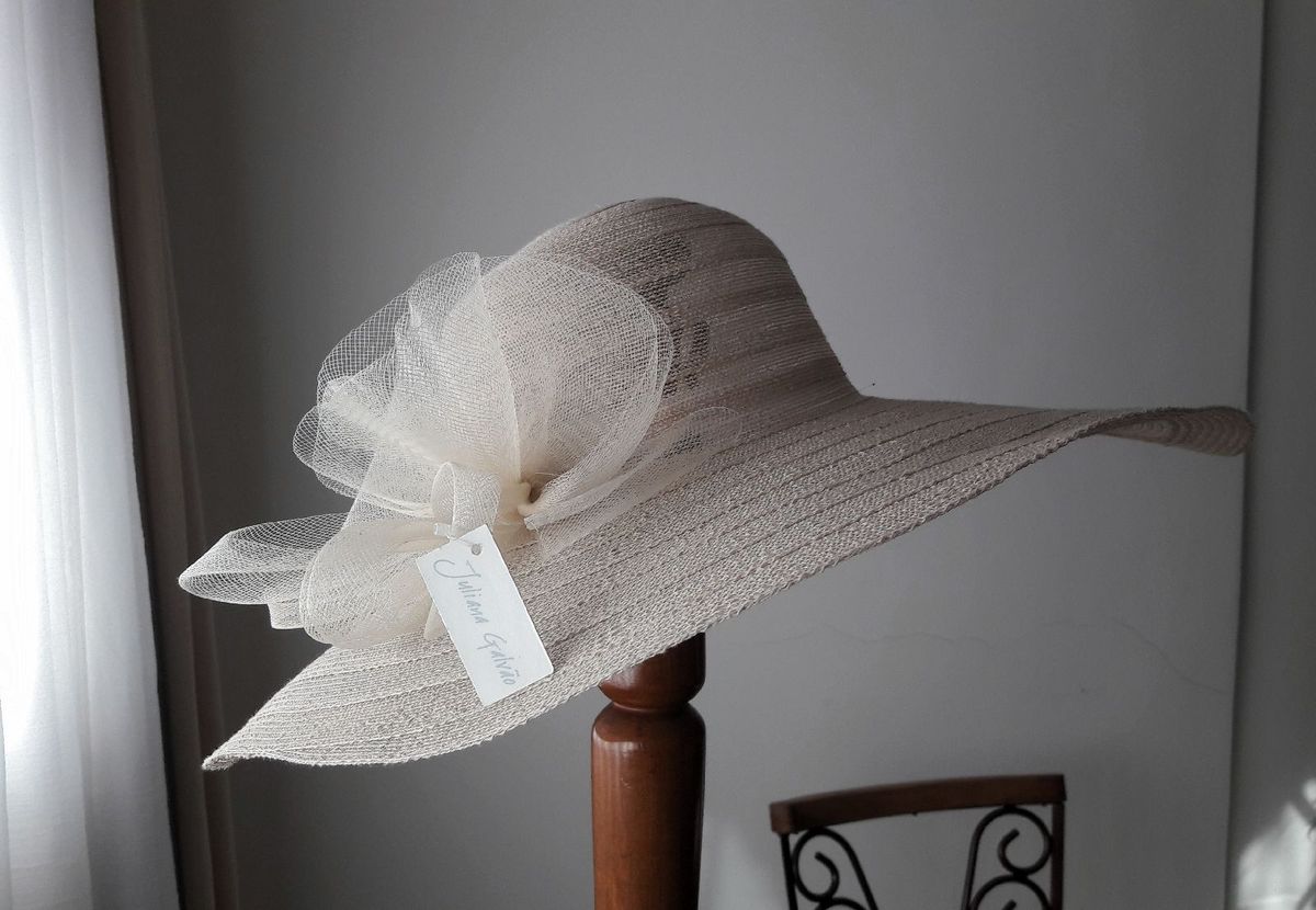 Chapéu Noiva/Madrinha Casamento | Chapéu Feminino Juliana-Galvao Nunca  Usado 34272257 | enjoei