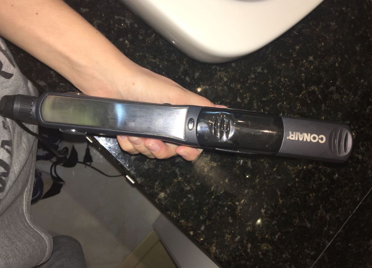 Chapinha Conair Streamer Black Item Info & Eletro Usado