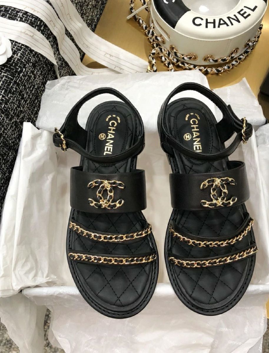 sandalia rasteira chanel