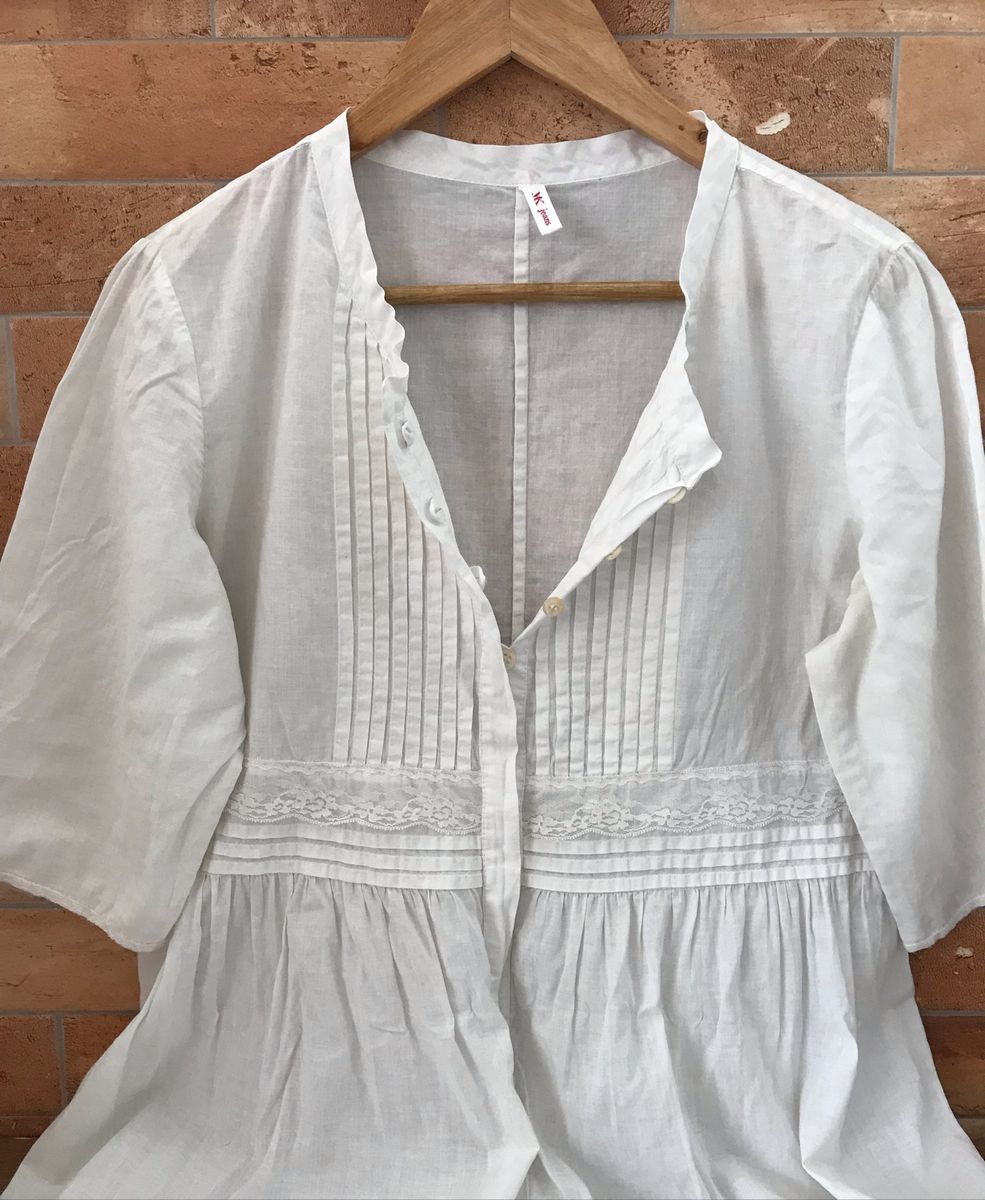 camisa branca feminina saida de praia