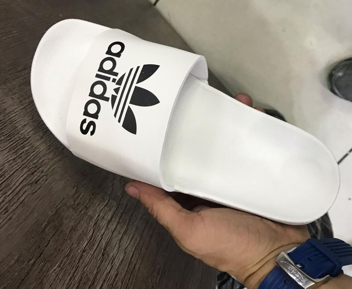 sandalia adidas branca