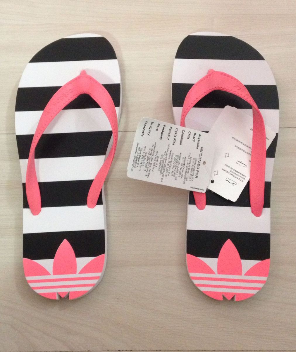 novo chinelo da adidas