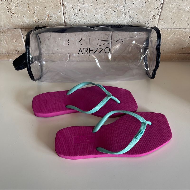 Chinelo Arezzo Brisa Nr 33 34 Pink e Verde gua Rasteira Feminina Arezzo Nunca Usado 95698683 enjoei