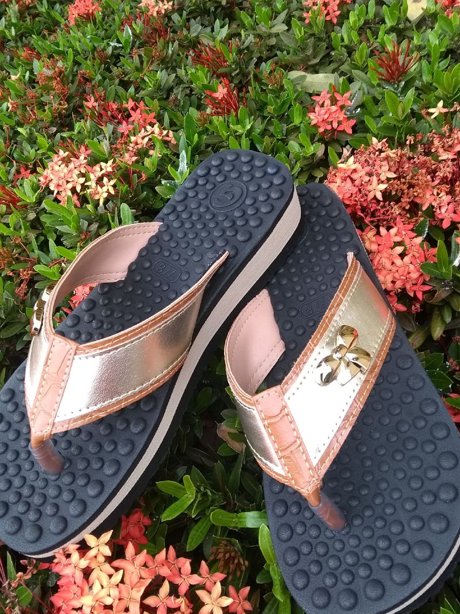 chinelo anabela para esporão massageador