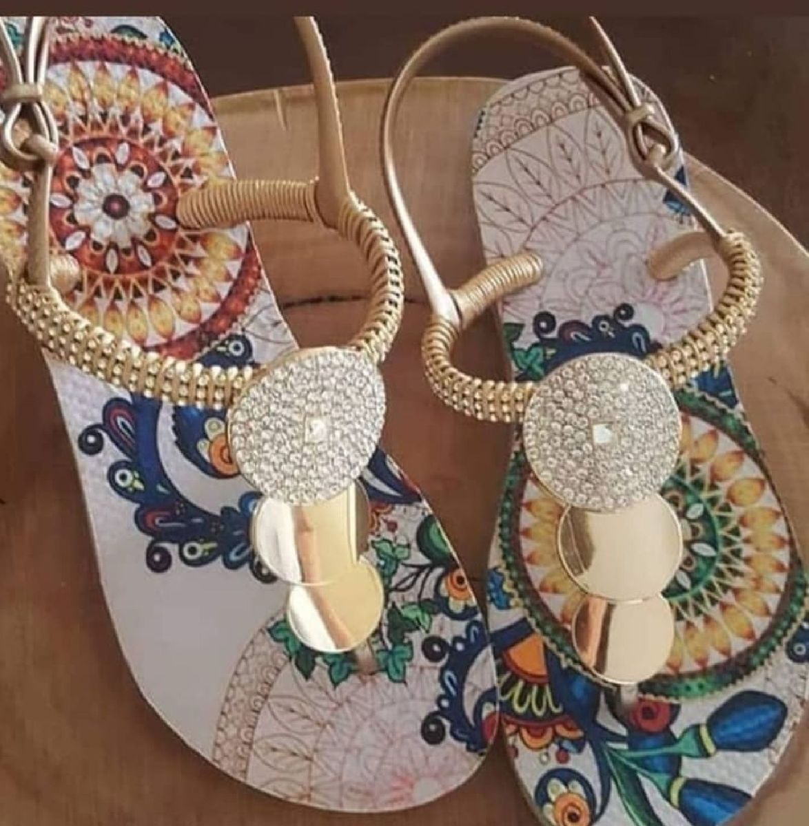 chinelo havaianas modelo novo