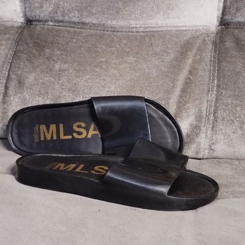 Chinelo best sale melissa preta