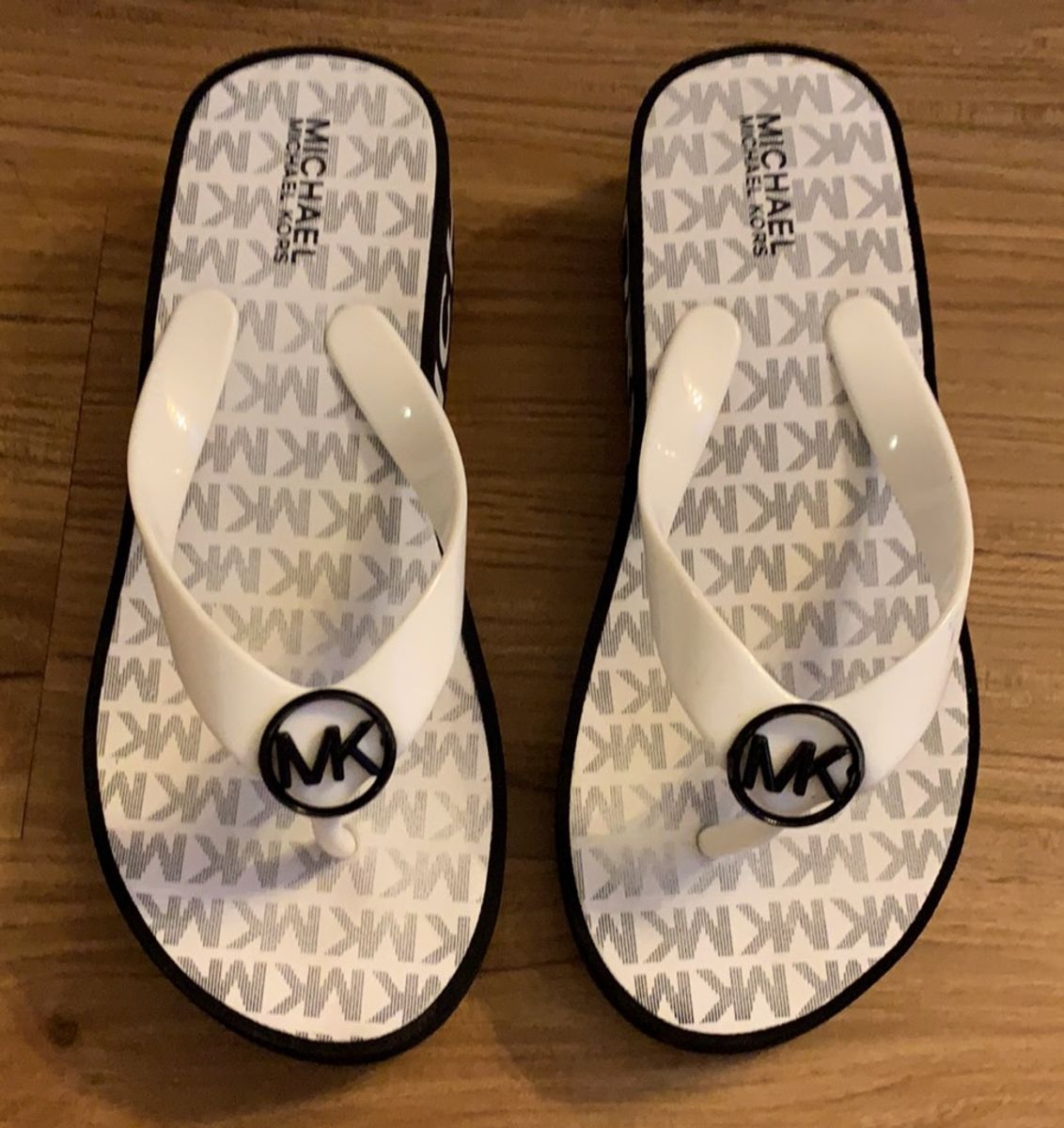 Chinelo Michael Kors | Calçado Infantil para Meninas Michael-Kors Nunca  Usado 49854701 | enjoei