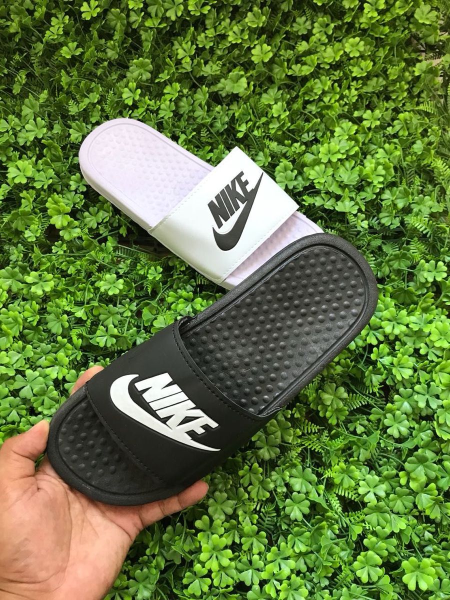 chinelo nike 43