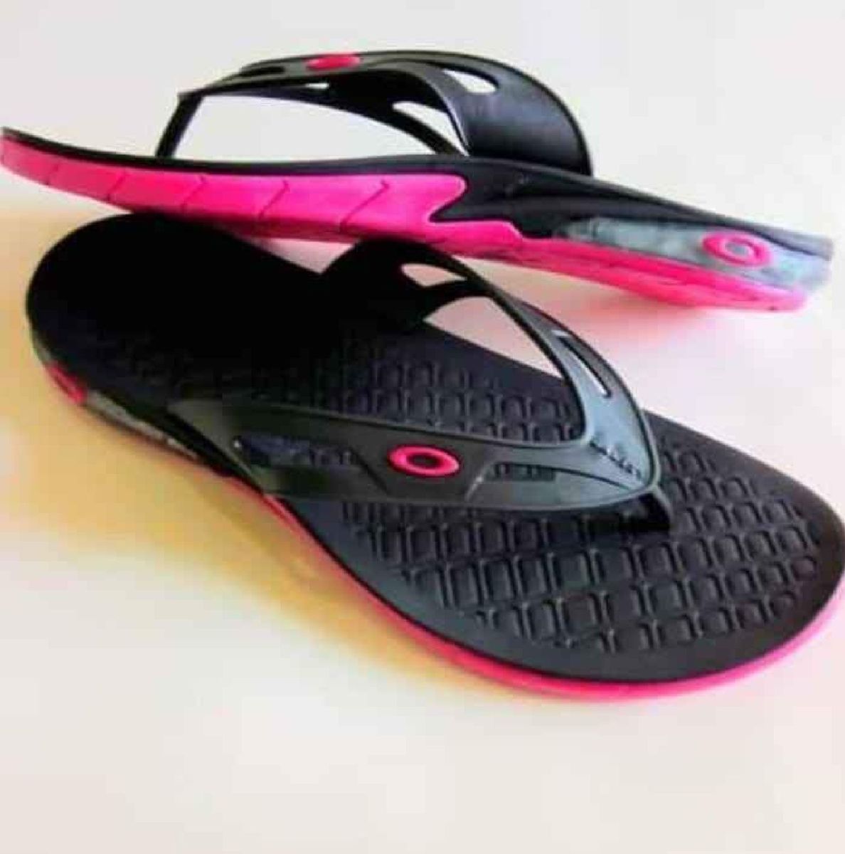 quero ver chinelo da oakley