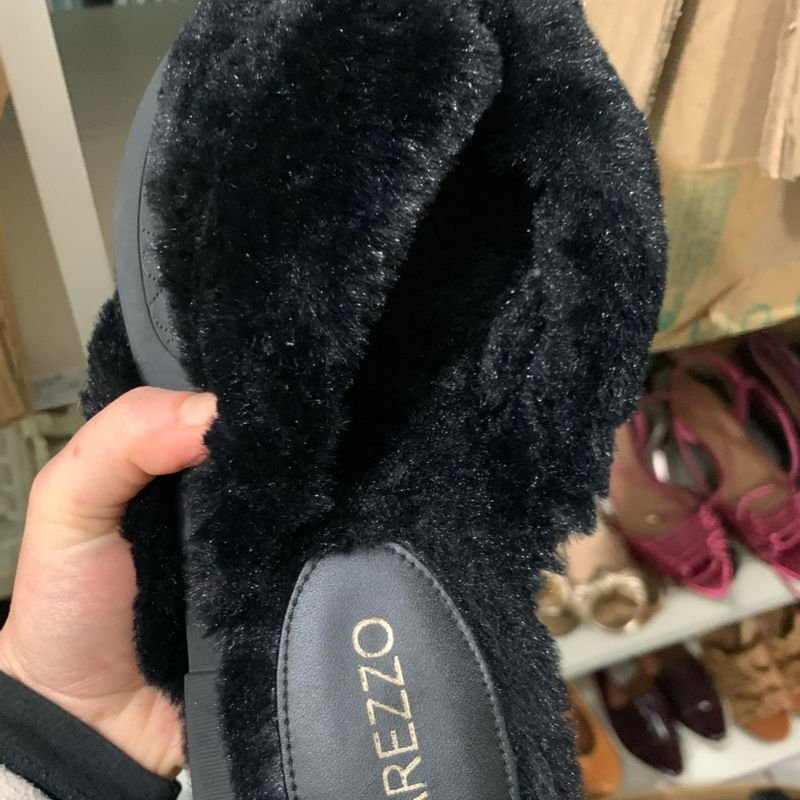 Chinelo Pantufa com Pelo Rasteira Feminina Arezzo Usado 92101059 enjoei