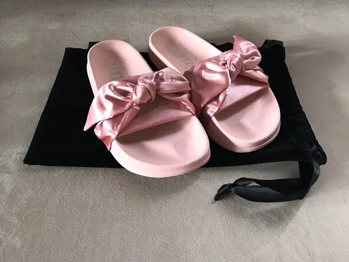 chinelo puma fenty rosa