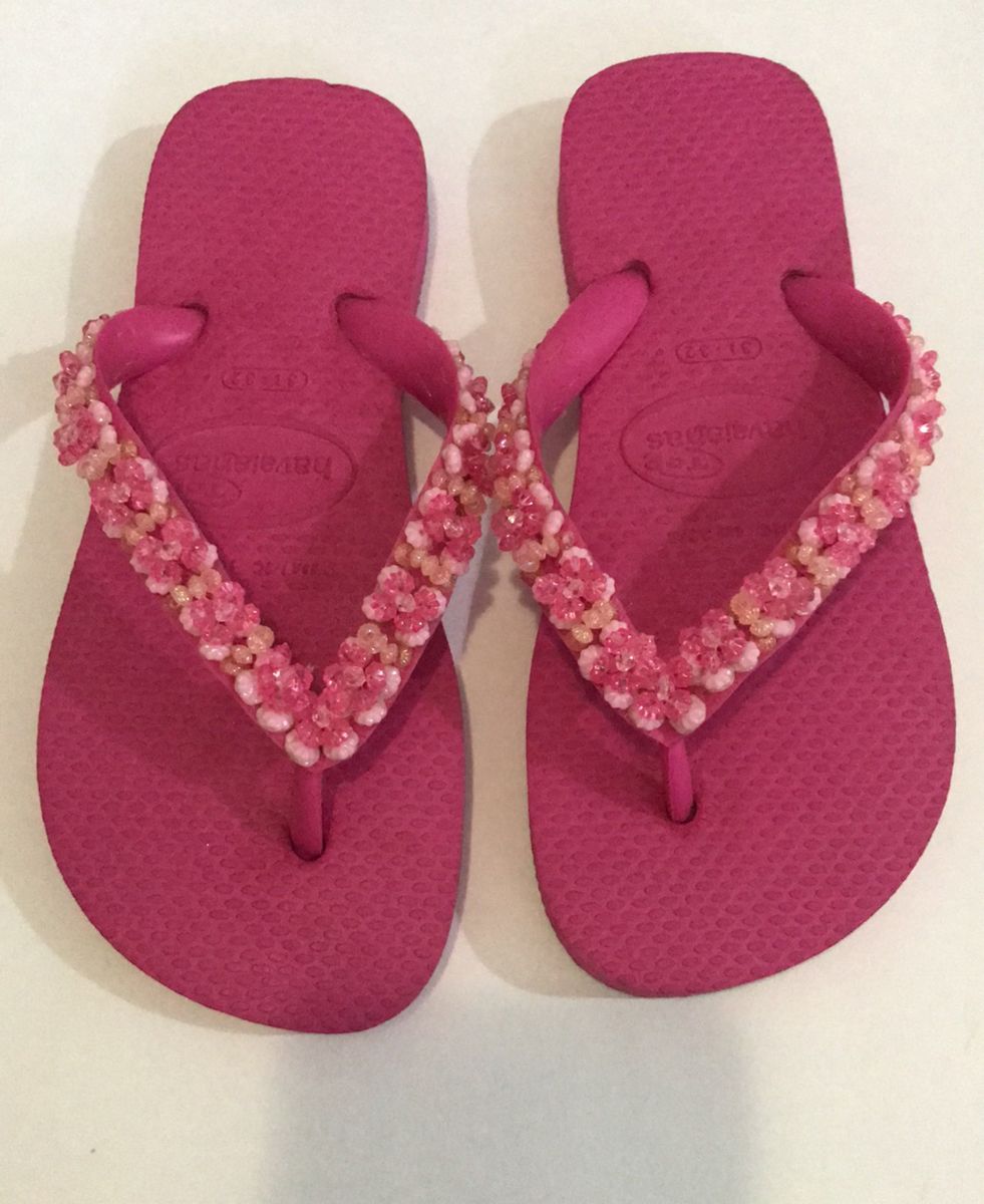 sandália de miçanga infantil