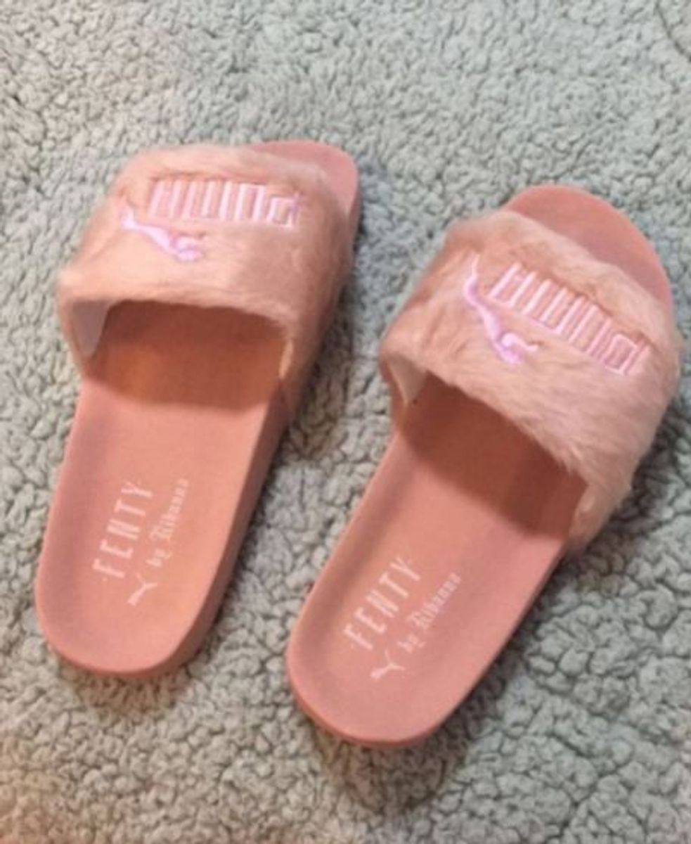 chinelo de pelinho puma