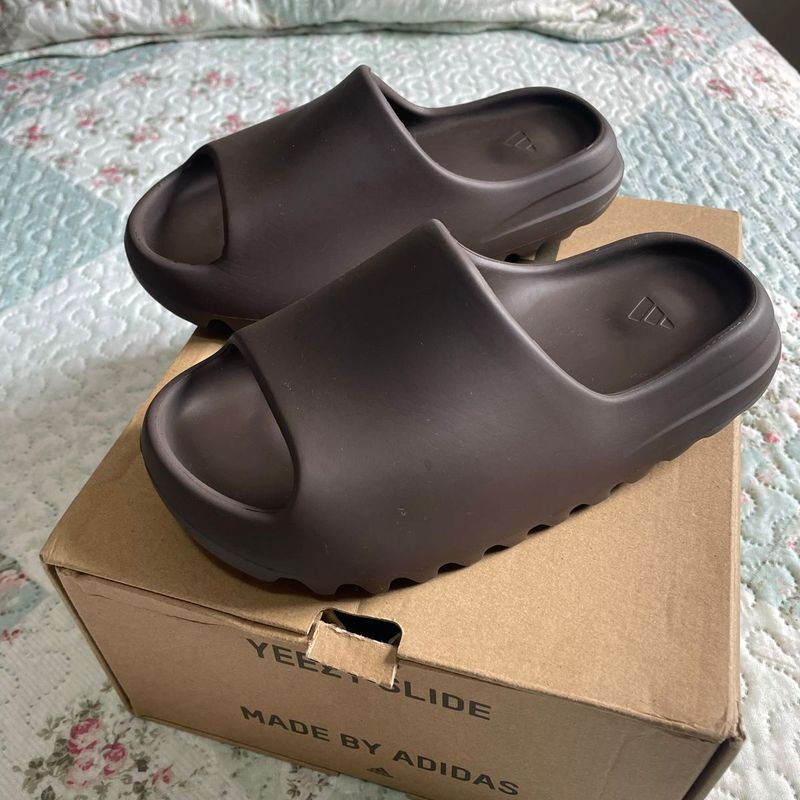 adidas gazelle silver green womens ADIDAS YEEZY SLIDE "ONYX" HQ6448  KICKSCROWD