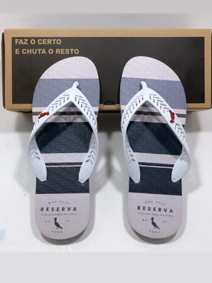 sandália da reserva