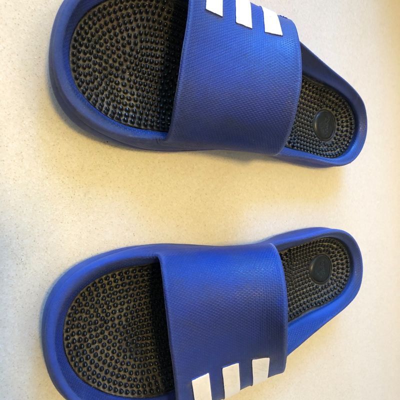 Adidas adilette best sale 46