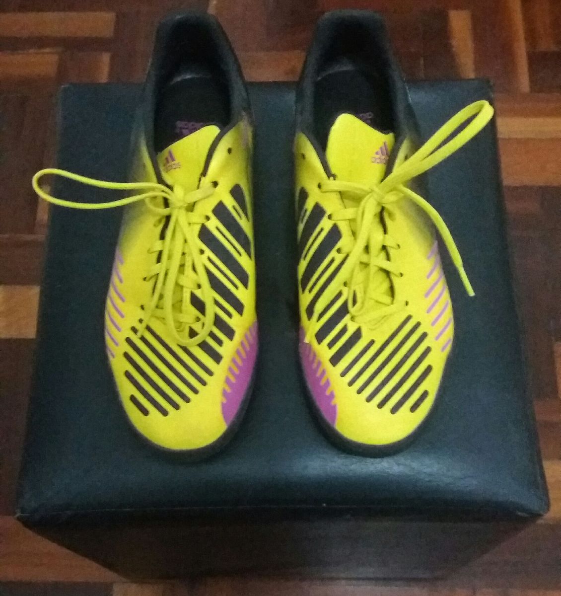 tenis adidas traxion