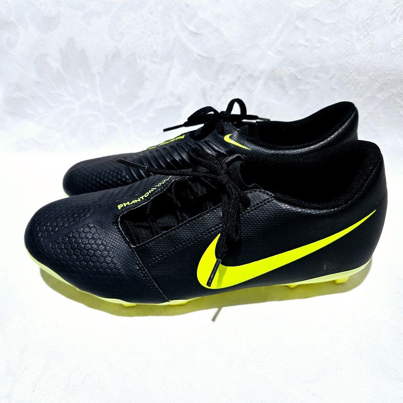 Nike Phantom サッカーシューズ ブラック/ライム Chuteira Campo Nike Phantom Venom Club Fg - Preto + Verde Limão