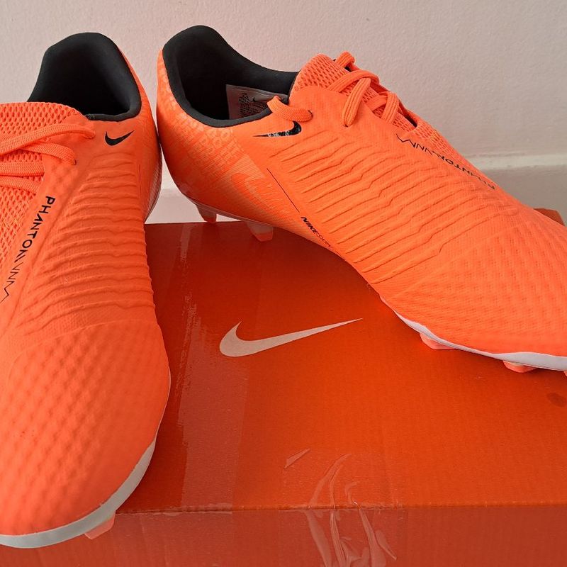 Chuteira campo nike phantom venom best sale academy fg