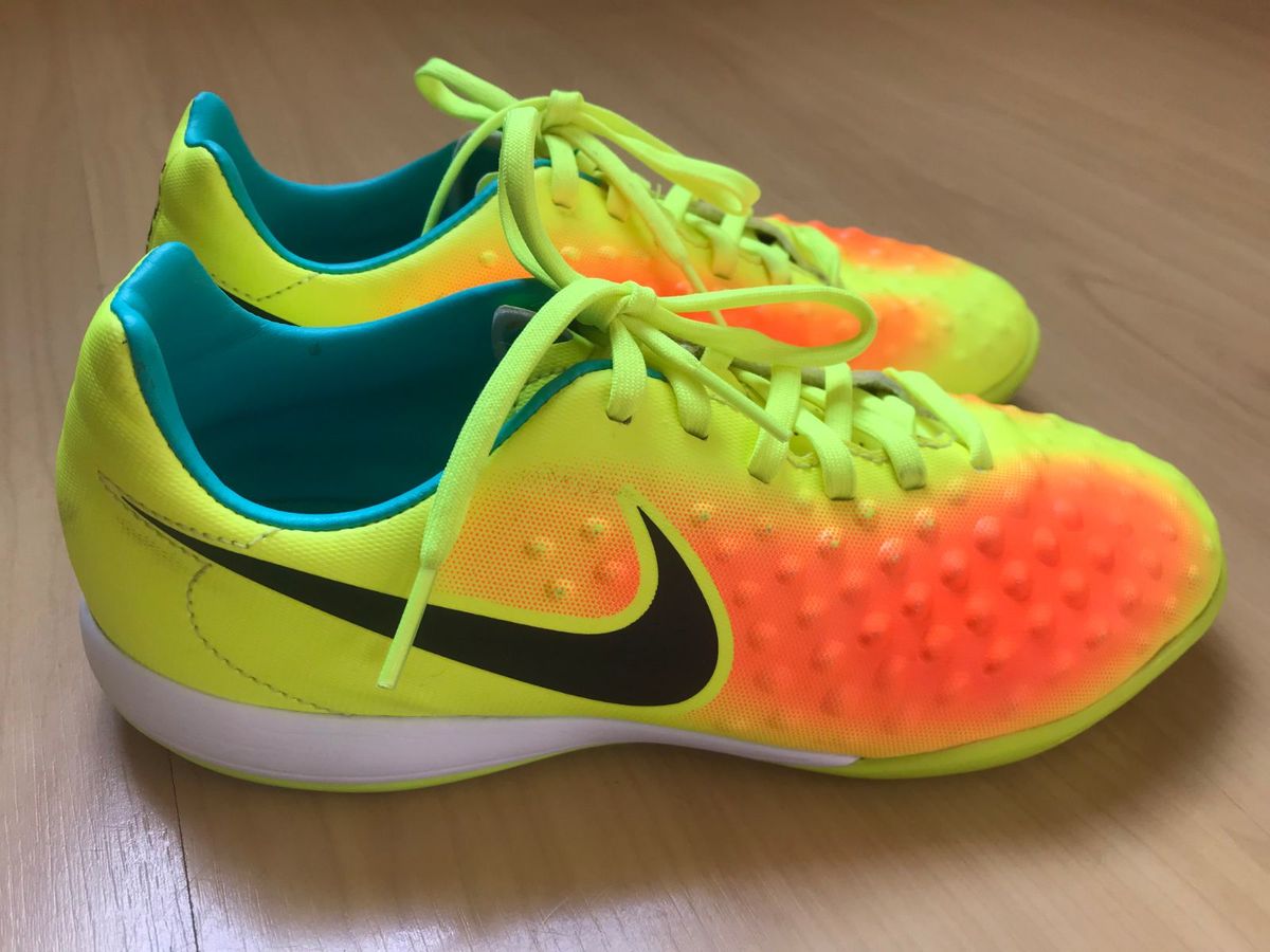 chuteira nike feminina futsal