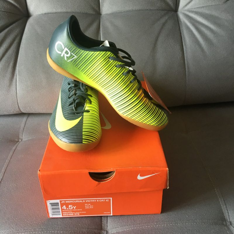 Chuteira nike best sale futsal do cr7