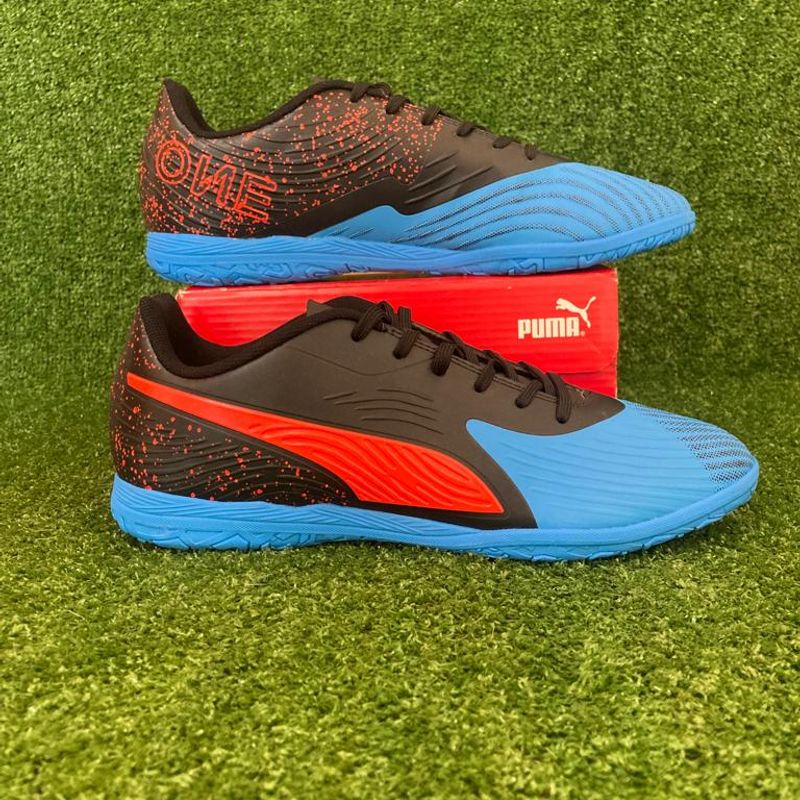 Tenis futsal best sale puma one