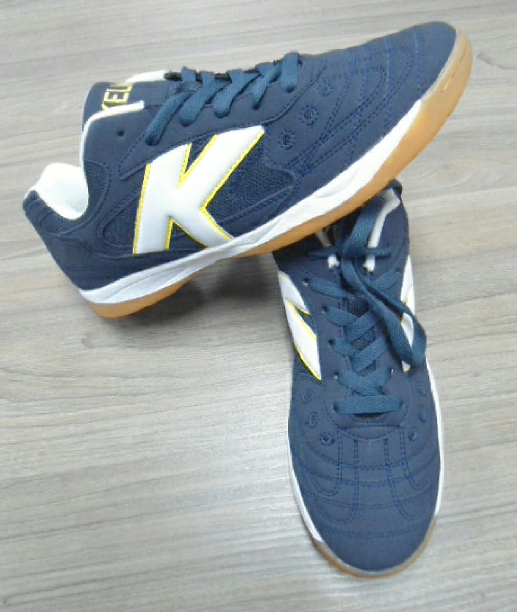 tênis kelme futsal