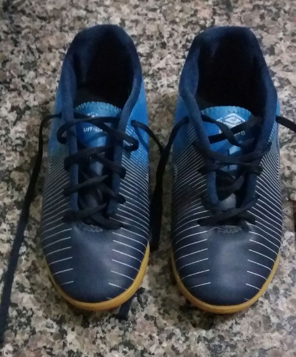 chuteira de futsal tamanho 34