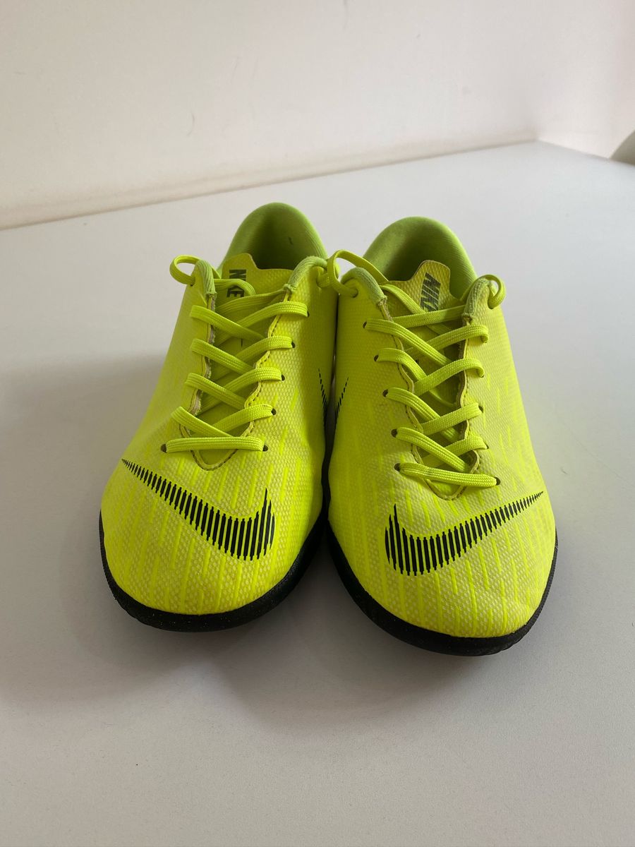 chuteira futsal nike amarela