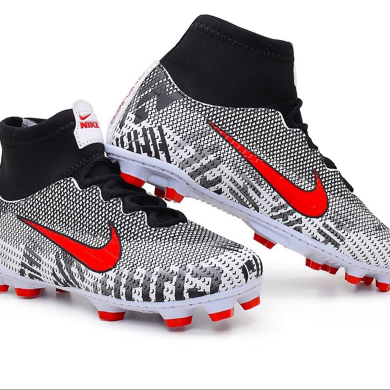 Chuteira botinha hot sale nike campo