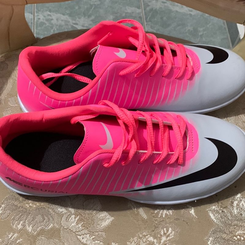 Chuteira nike futsal cheap rosa e branca