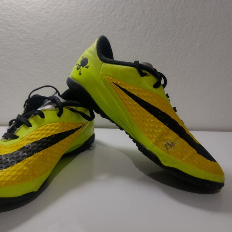 Chuteira nike best sale hypervenom society infantil