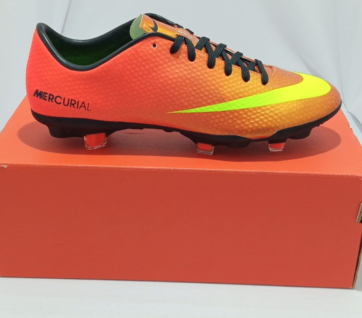 Chuteira nike 2024 mercurial antiga