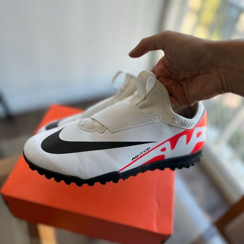 Chuteira Nike sem Cadarço Calçado Infantil para Meninos Nike Usado  105627205 enjoei