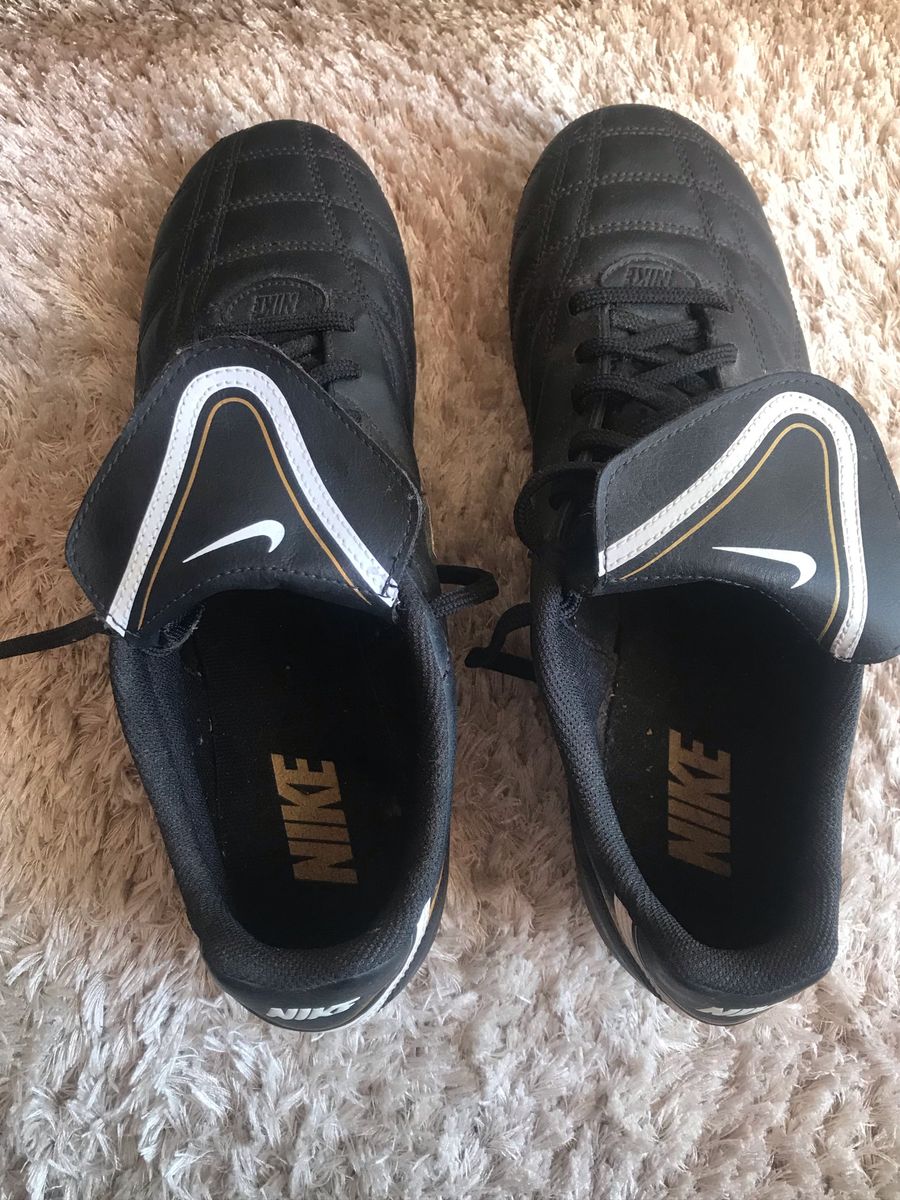 chuteira nike tiempo campo antiga