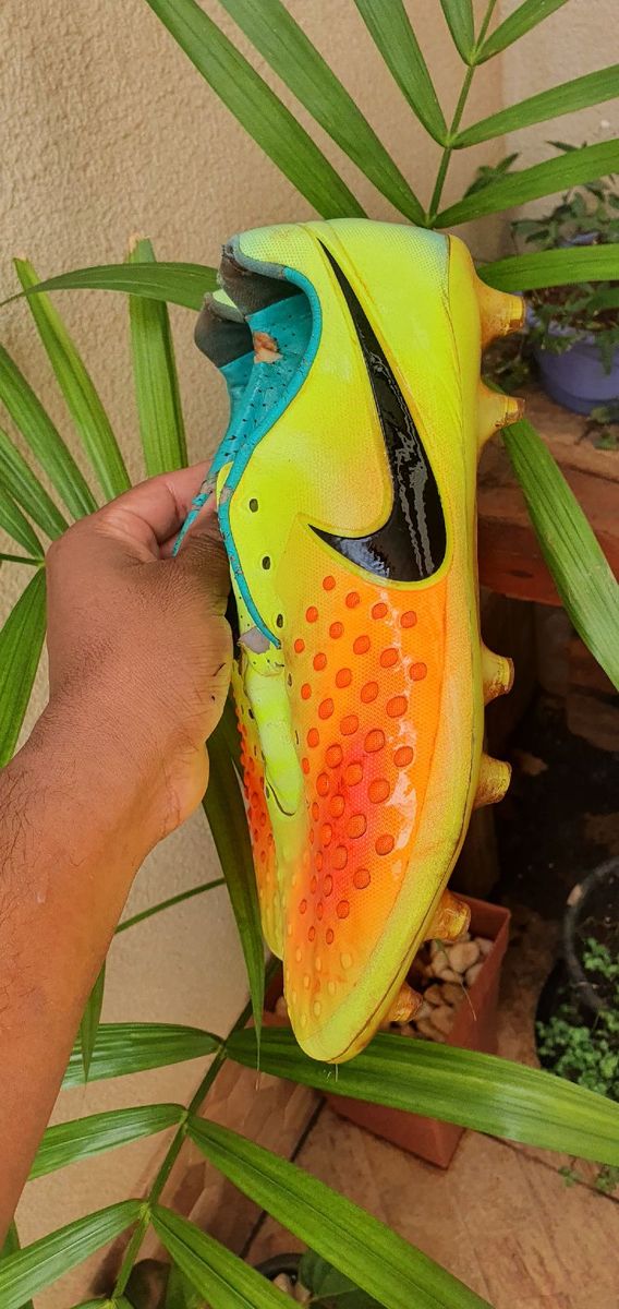 Chuteira magista 2024 campo profissional