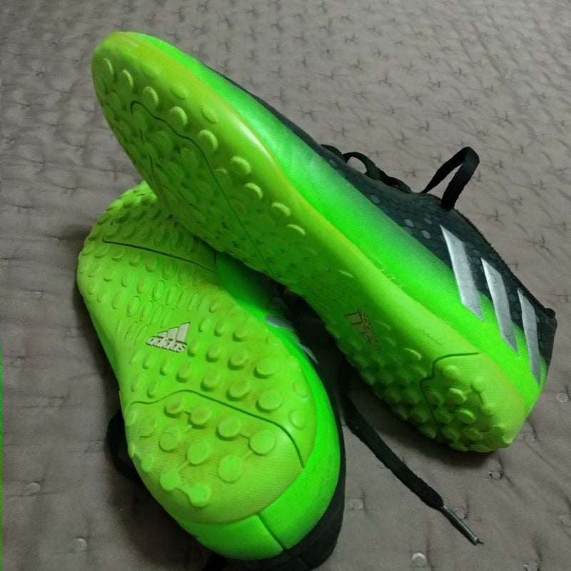 Chuteira da adidas outlet verde lim?o