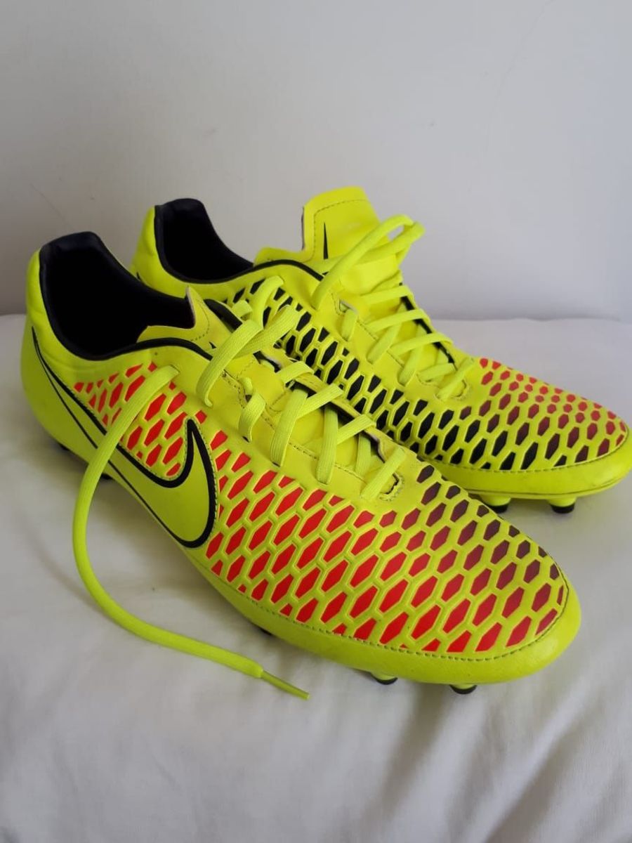 nike magista amarela