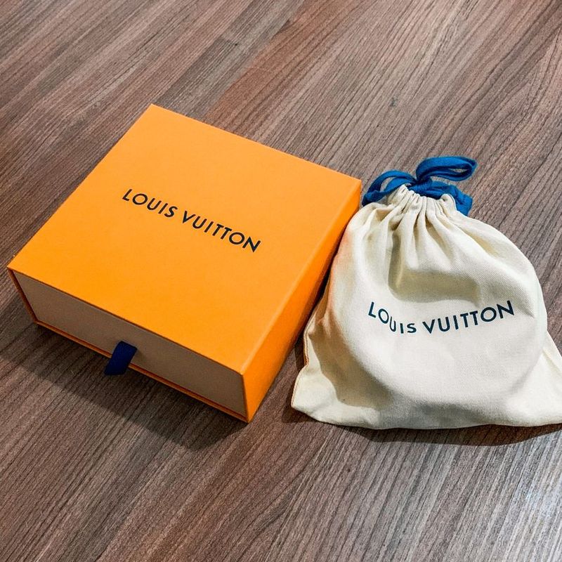 Cinto  LOUIS VUITTON Masculino – Prollen Artigos de Luxo